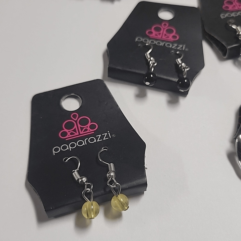 NWT 8 Pair of Earrings Paparazzi Ophelia Roe