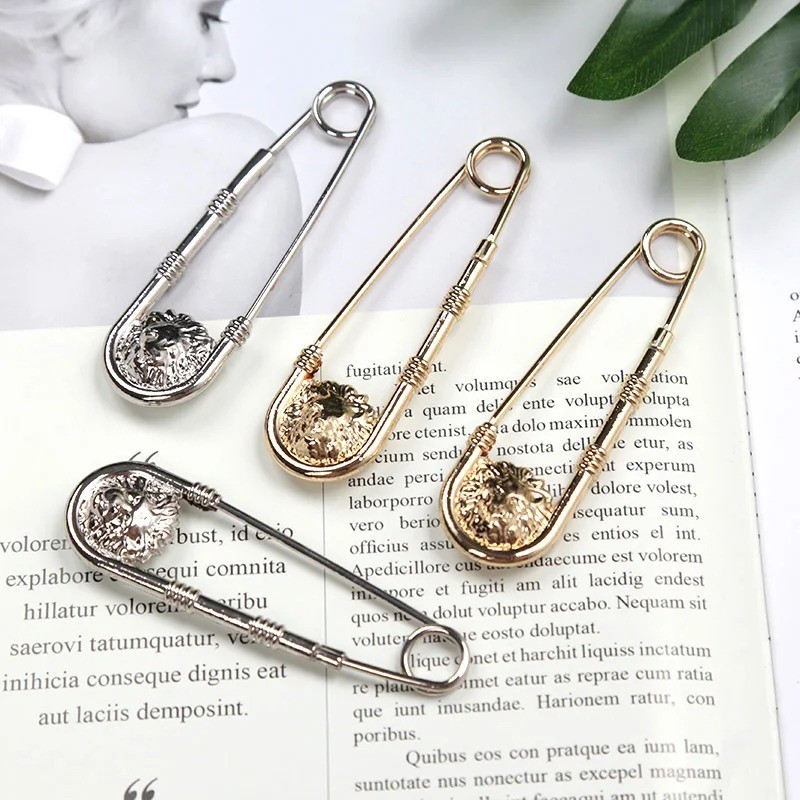 Vintage Large Safety Pin Brooch Double Lion Head Waist Closing Decor Suit Jewelr