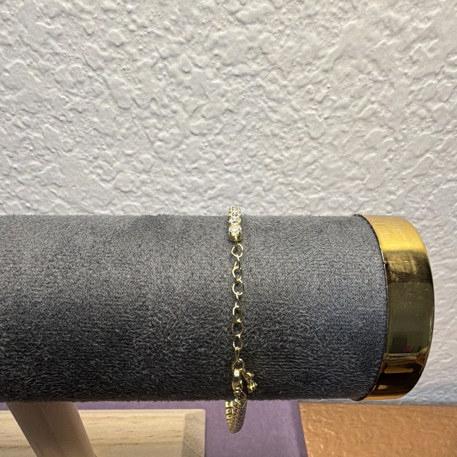 Gold-Tone Tennis Chain Bracelet Green Clover Charm Clear Stones Lobster Clasp
