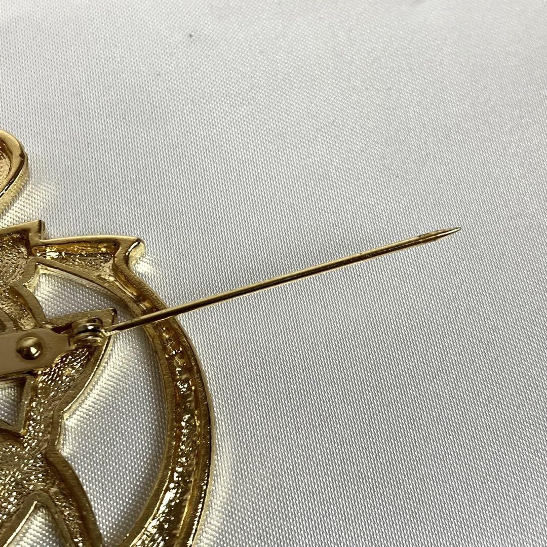 Christian Dior Logo Motif Brooch Gold Tone CD Authentic Japan Very Good Vintage
