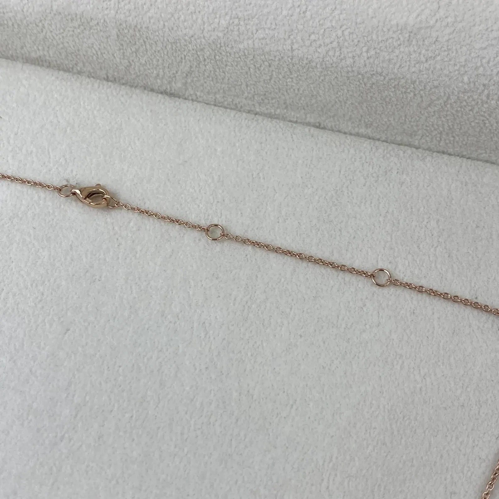 Lab Grown 1.00 Ct Oval EF VS Diamond Bezel Setting Necklace in 14K Rose Gold