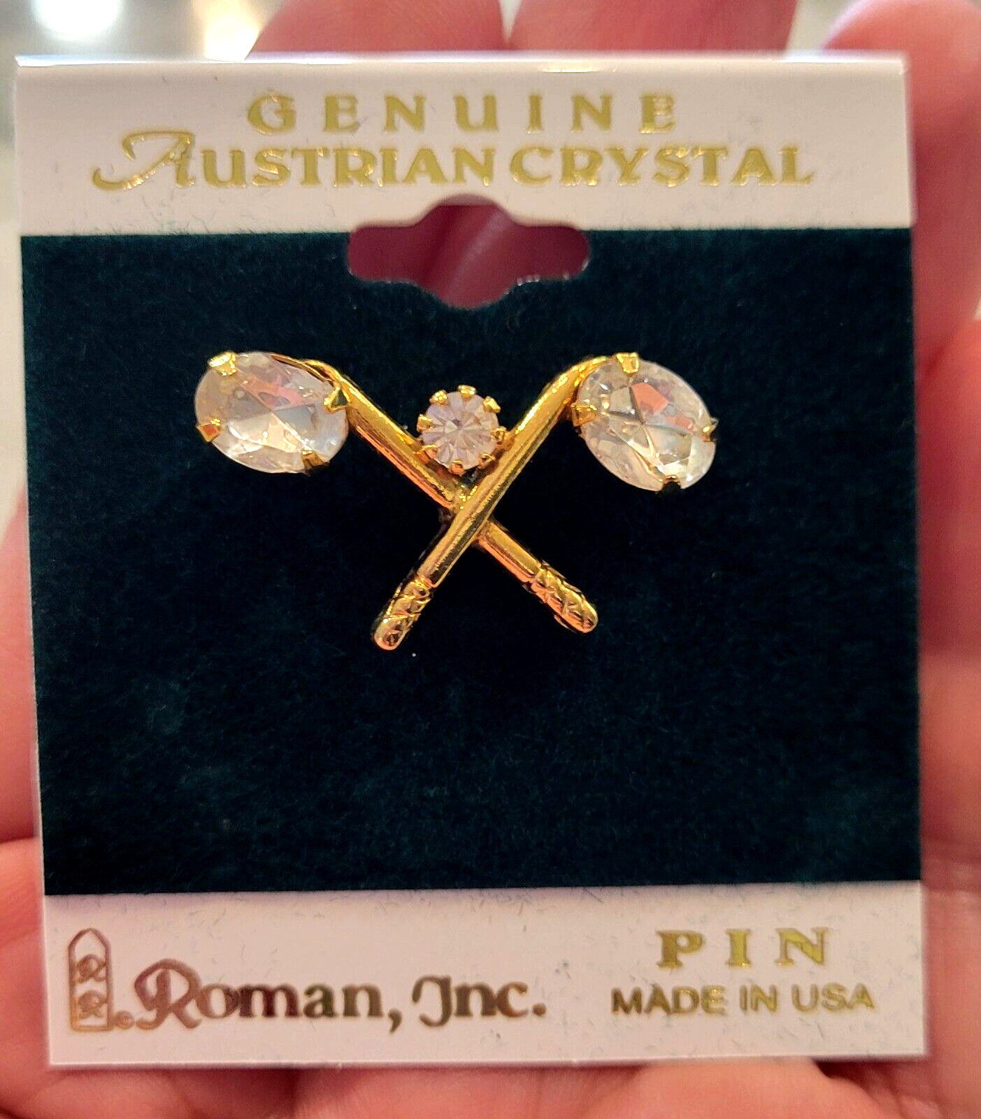 GOLF FUN. ROMAN INC. GLOSSY GOLD-TONE AUSTRIAN CRYSTAL RHINESTONE BROOCH (PIN)
