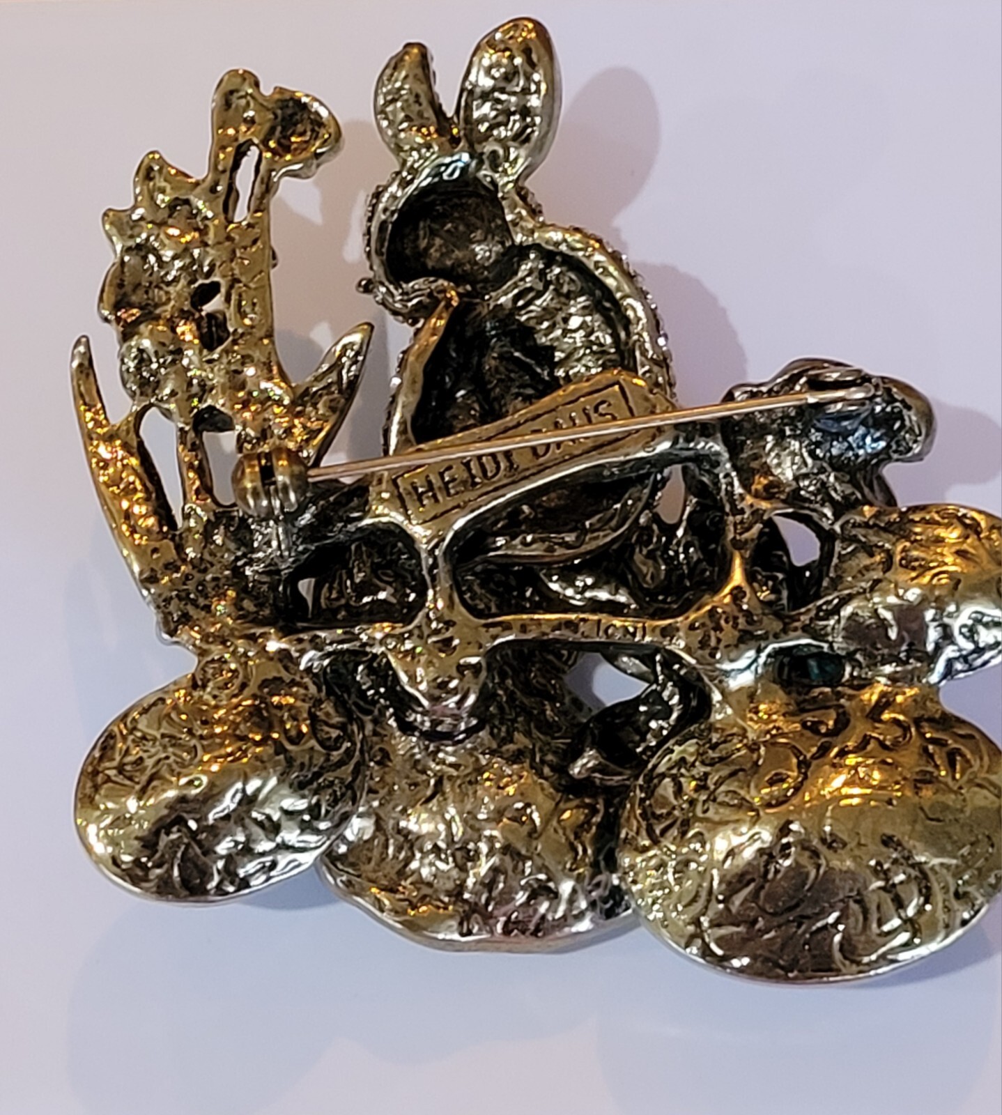 STUNNING ART DESIGNER EASTER Multi- Layered RABBIT & FLOWERS CRYSTAL BROOCH NEW