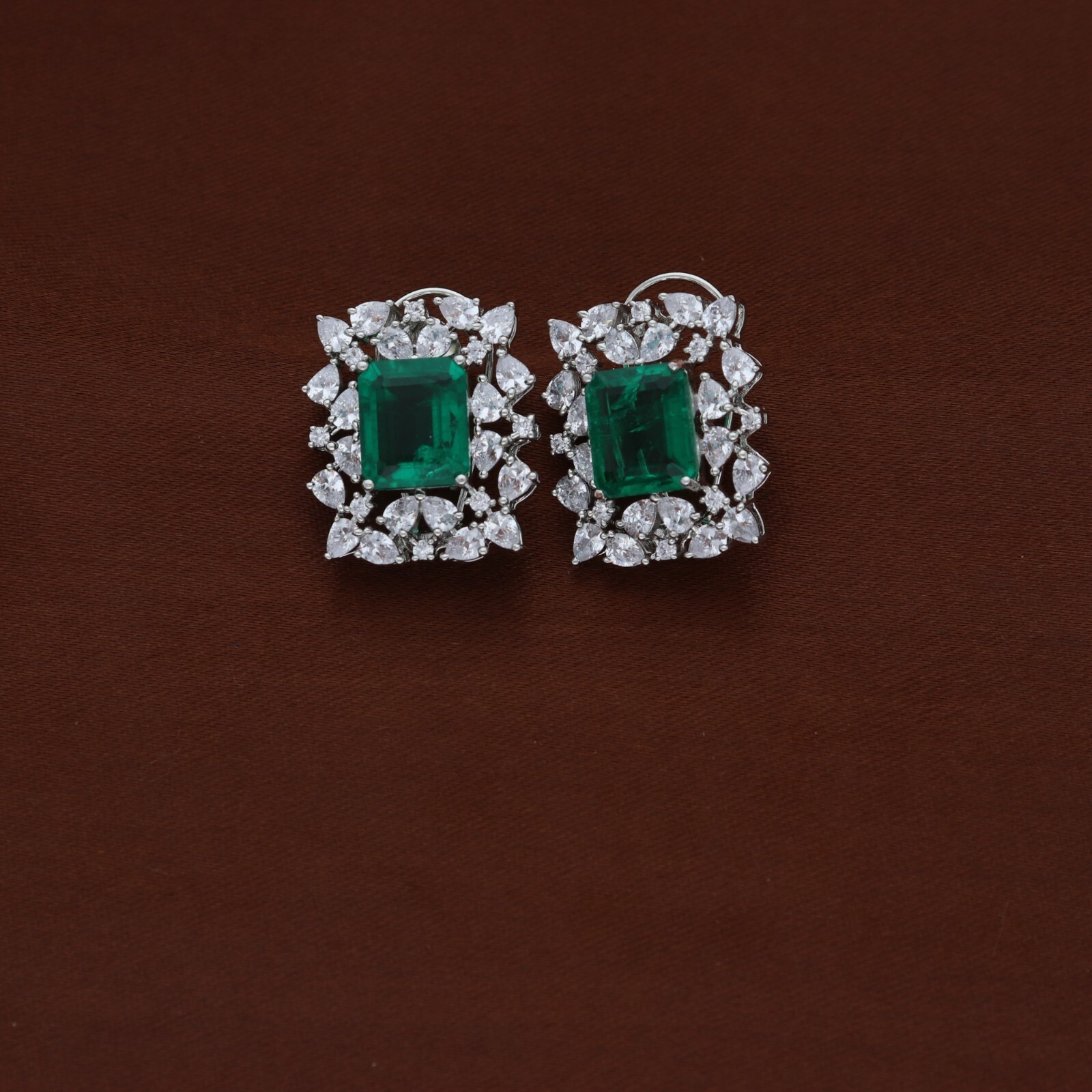Luxurious Cubic Zirconia for Earrings with Brilliant CZ Accents