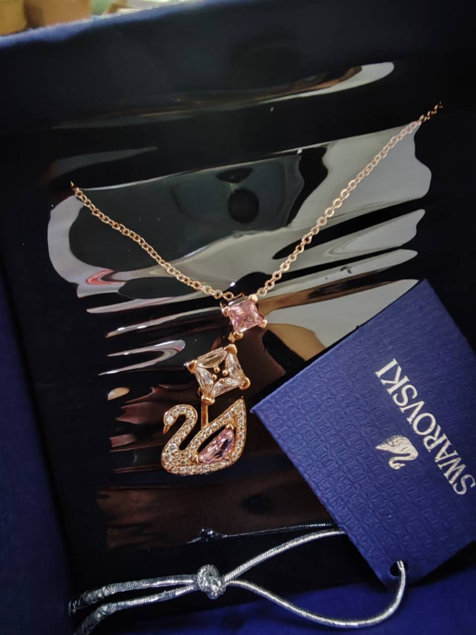 New Swarovski Pink Swan Necklace Pendant 5473024 ​
