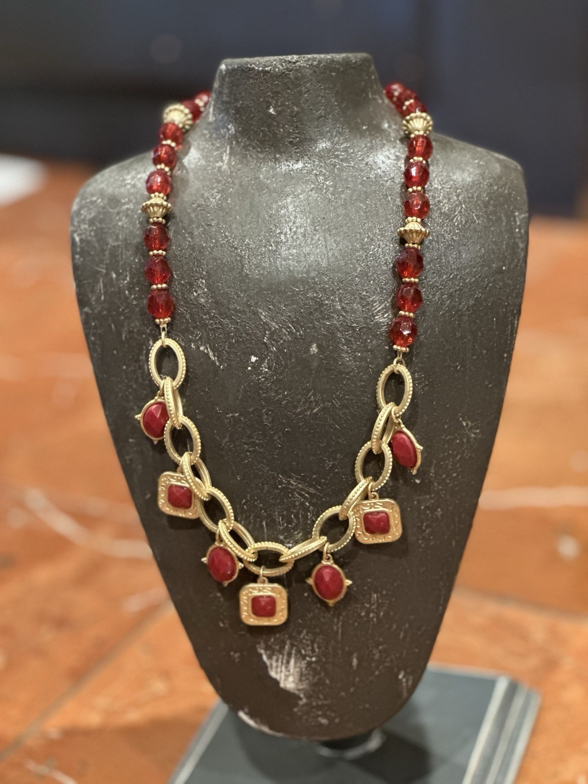 GEORGE BOHEMIAN MATTE GOLD CHAIN RED CABOCHONS RHINESTONES 18-21″ NECKLACE EUC