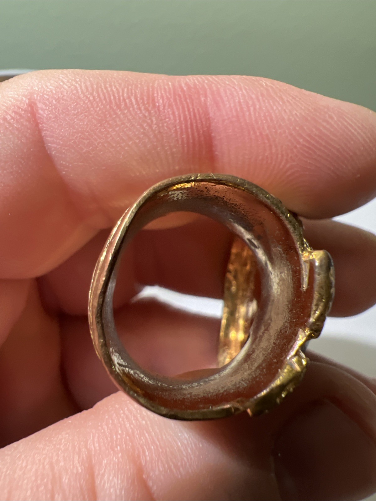 AUTHENTIC YVES SAINT LAURENT RING SIZE 5.5