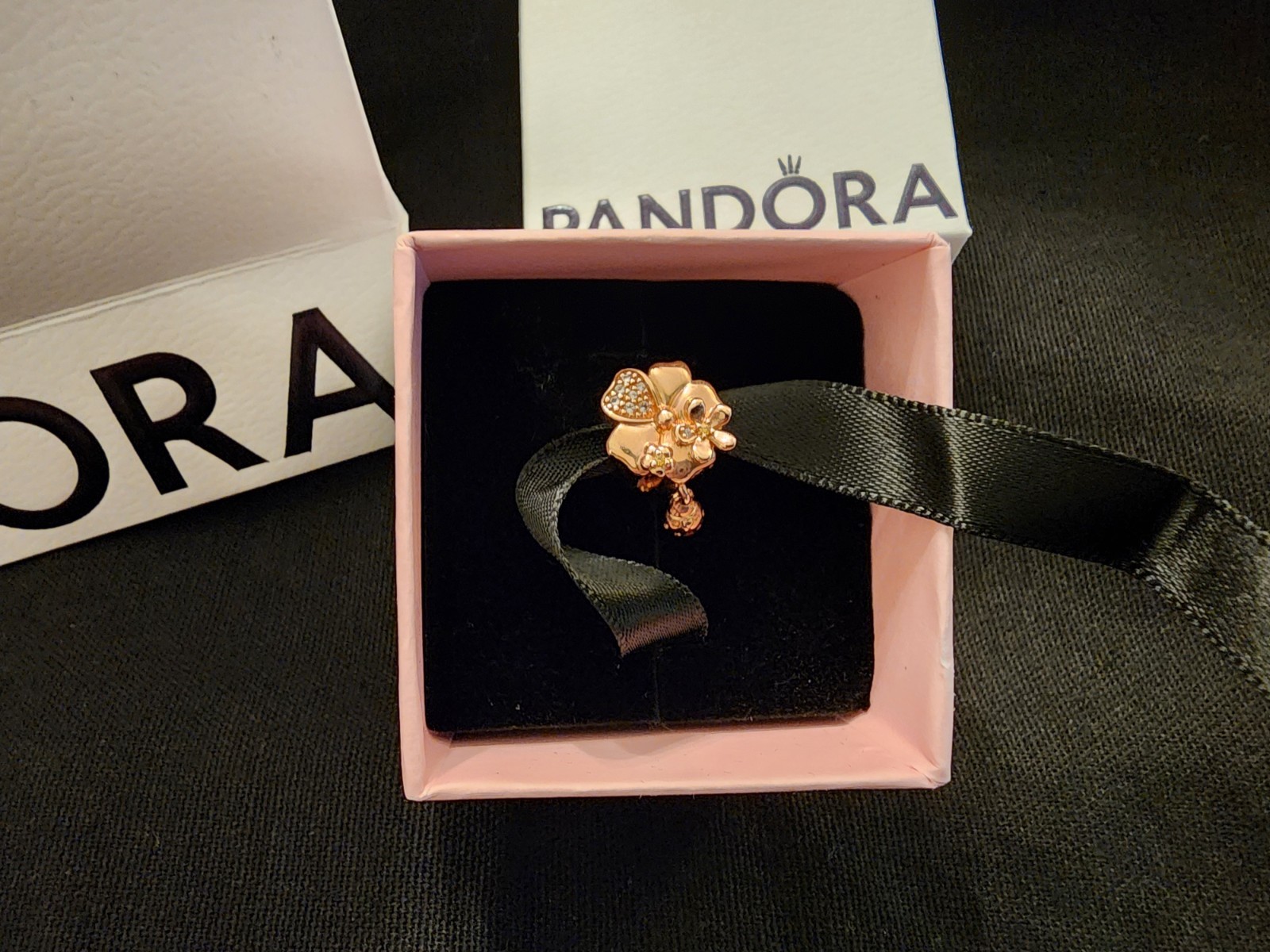 RARE Pandora Rose Gold Wildflower Meadow Ladybug Dangle Crystal Charm