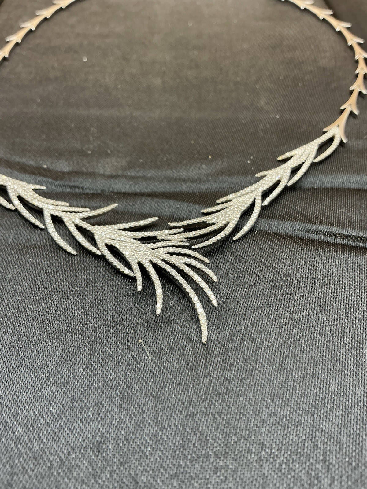 14k White Gold Tone Diamond Leaf Vine Statement Necklace Bar Link Chain