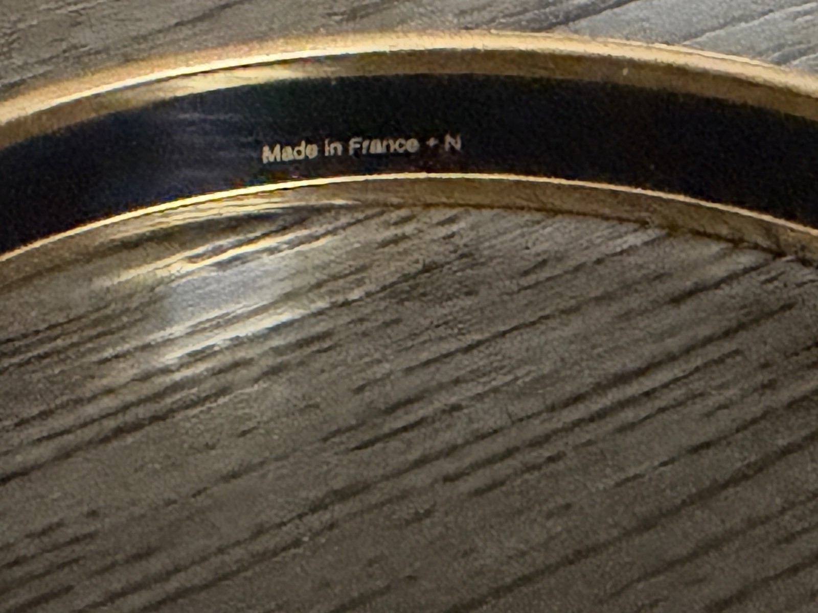 Authentic Hermès Caleche Black Enamel & Gold Plates Narrow Bangle Bracelet 8.25”