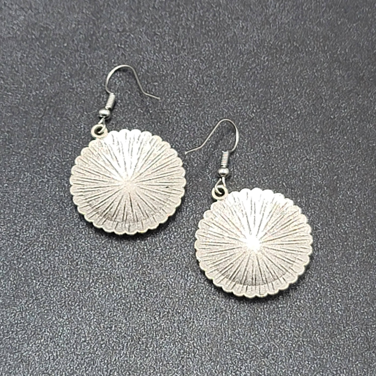Pierced Earrings Silver tone Enamel Medallion Round Dangle Multicolor 1″