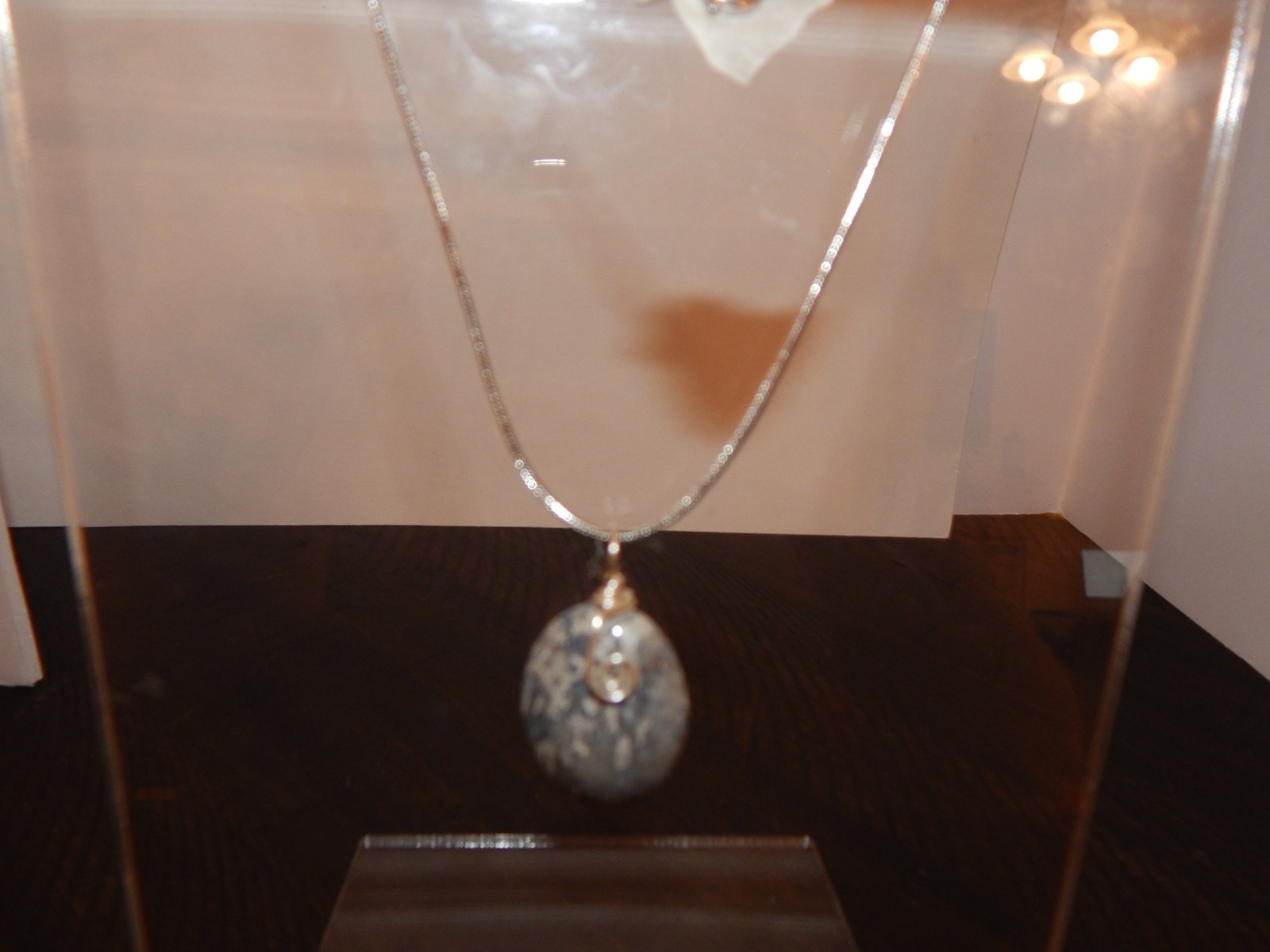 Semi Precious gem stone hand made wrapped 18″silvertone Necklace