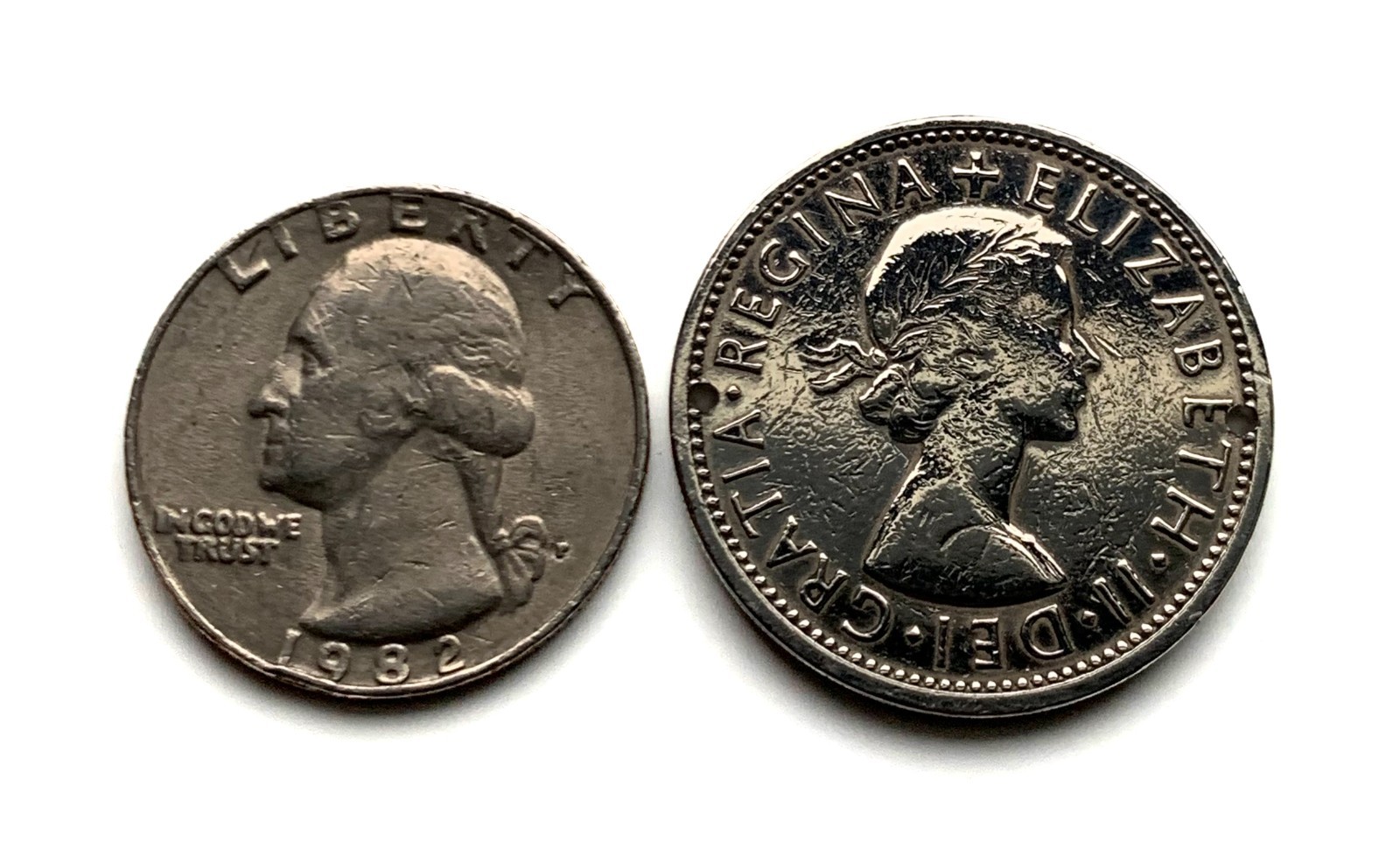 1967 England United Kingdom 2 Shillings coin pendant English tudor rose b000176