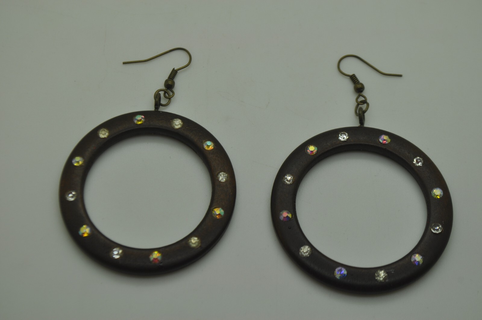 high quality vintage darkbrown 2 inch round Wood with stone Bohemian Earrings