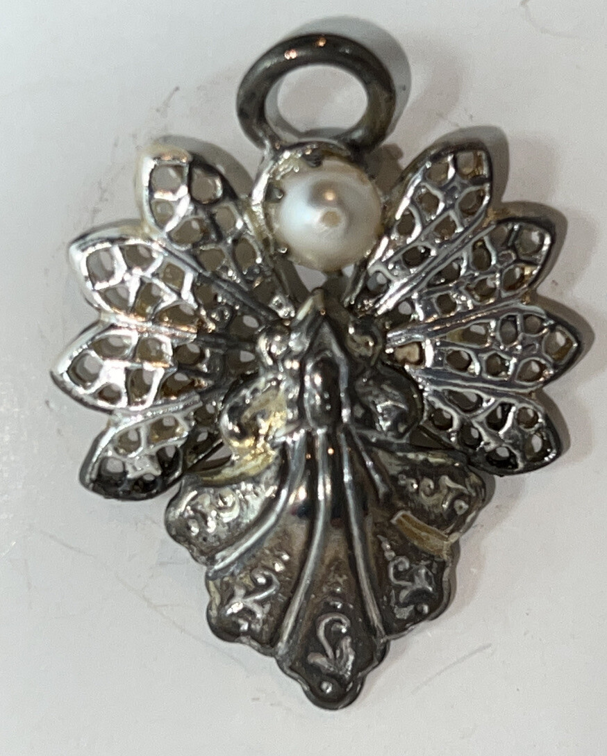 Christmas Pin Angels On High by Roman, Inc Silver Tone W/ Faux Pearl 2003 READ