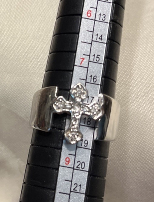 Ring Lot Of 6 Unbranded And Branded Silver Tone And 925