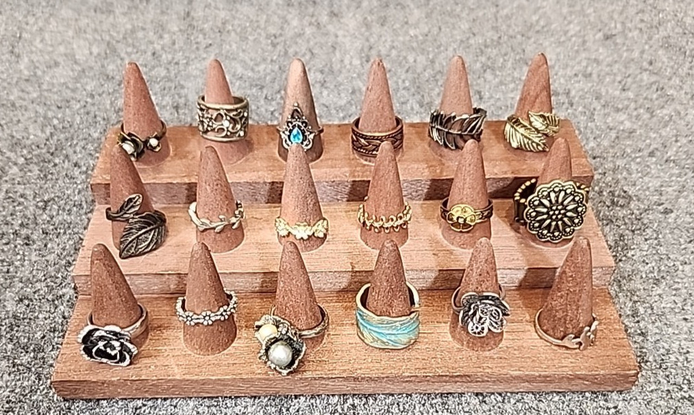 Jewelry 18 Rings Greek Roman Collection See Description Lot #207