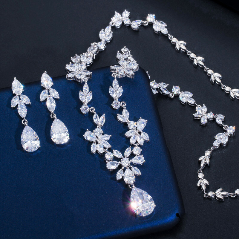 Silver Plated White CZ Necklace Earrings Sets Bridal Costume Jewelry Accessories