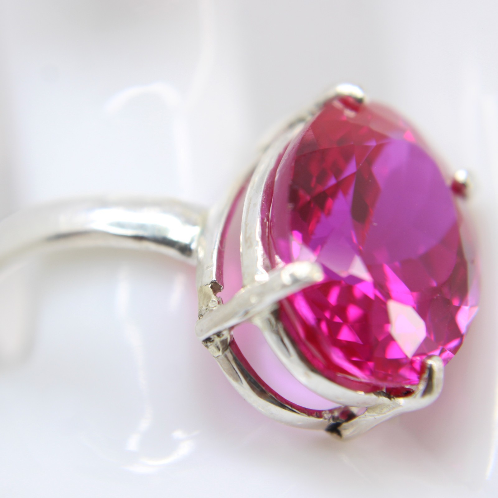 5.54 Gms Certified Natural Pink Sapphire Oval Silver 925 Ring Gift For Her