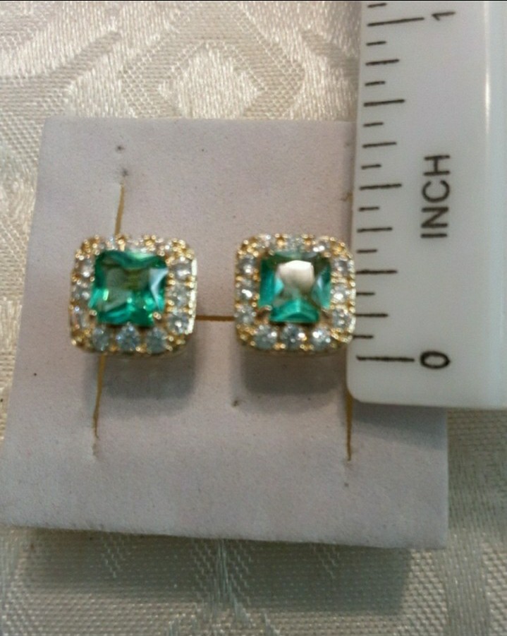 2.6 ctw lab created, princess cut green paraiba tourmaline with white cz accents