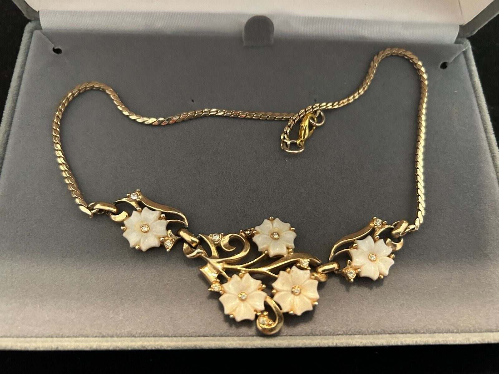 Vintage Good Quality Gold Tone and White Lucite Necklace Choker. 15″