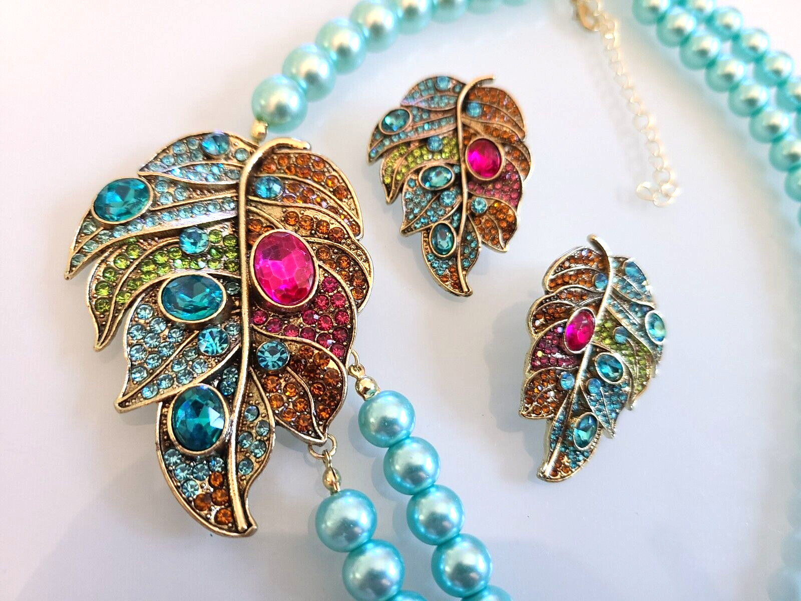 DESIGNER STYLE UNSIGNED AUTUMN LEAVES NECKLACE EARRINGS SIDE WORN SET WOW