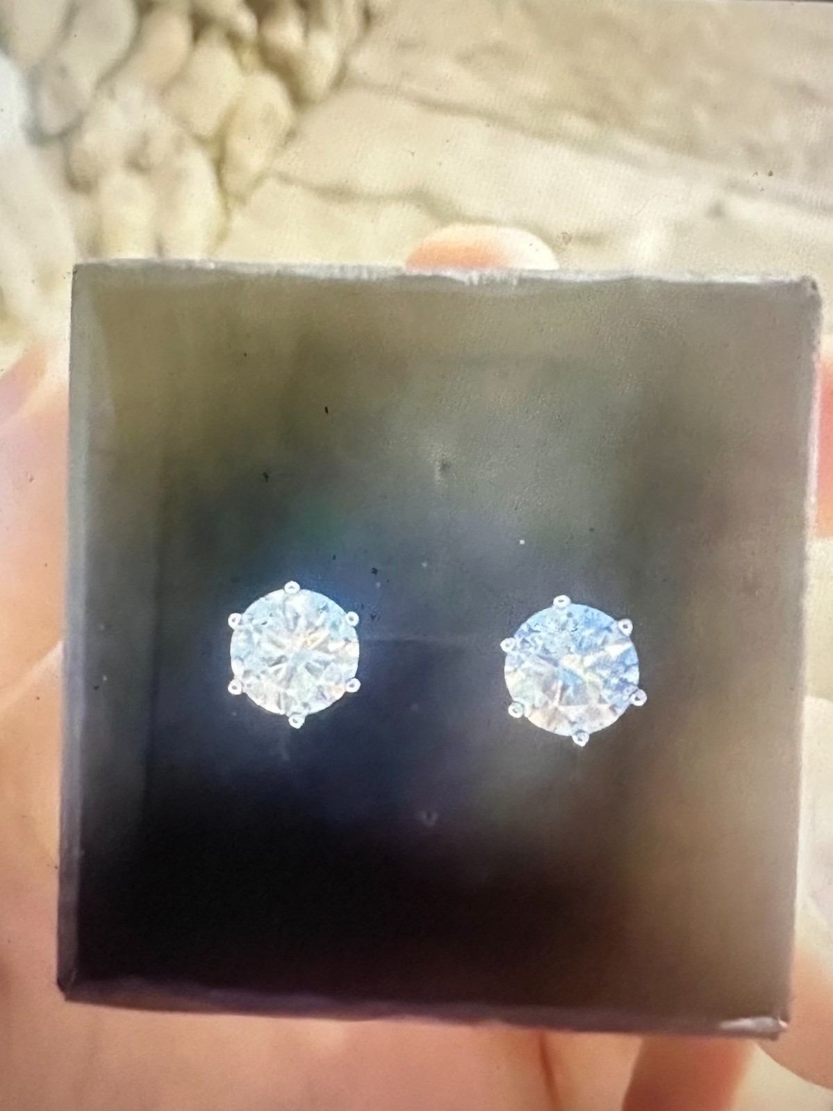 Moissanite Stud Earings Men and Women 0.5Ct VVS1 Diamond, GRA Certified Pair