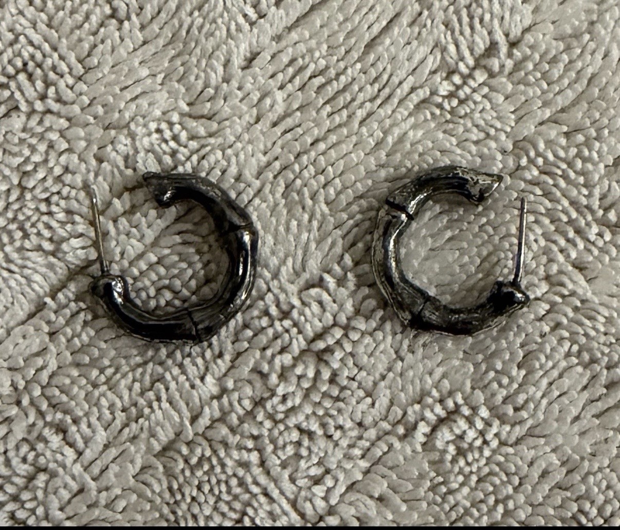 Silver Tone Bamboo Style Hoop Earrings Textured Small Vintage Look Good Cond