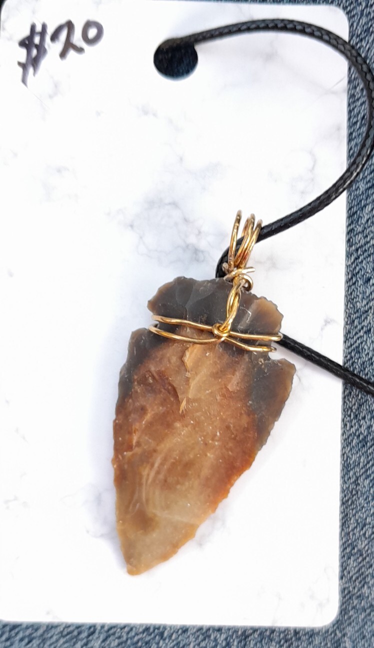 Natural Stone Arrowheads necklaces male female new pendants jewelry Gifts unisex