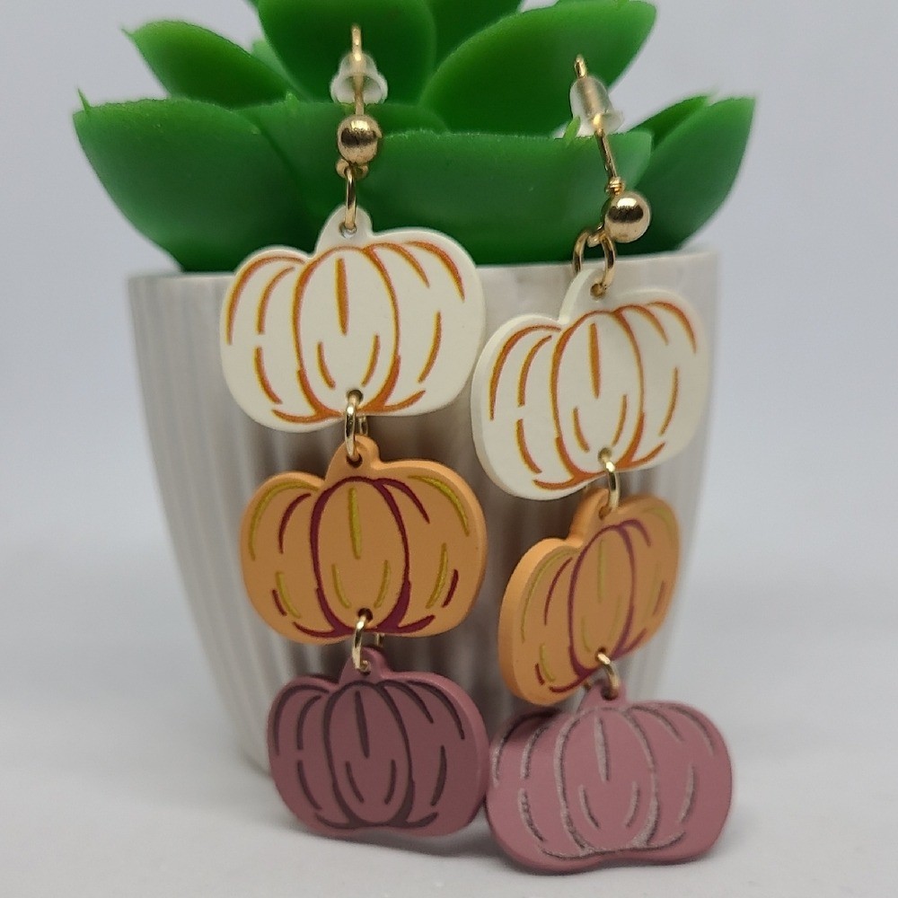 Pumpkin Dangle Stud Multi-Color Earrings NWOT Ladies Fall Outdoor Casual Festive