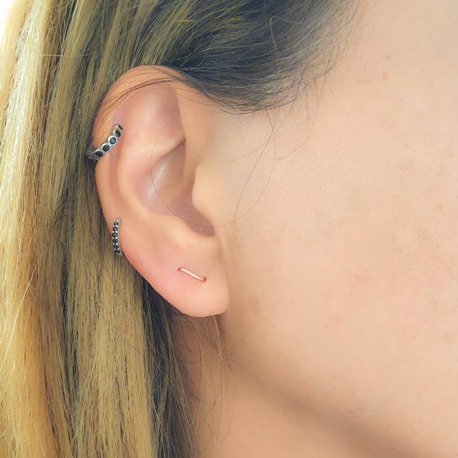 Round Double Piercing U Earring Multiple Lobe Stud Two Hole Earring Arch Orbital