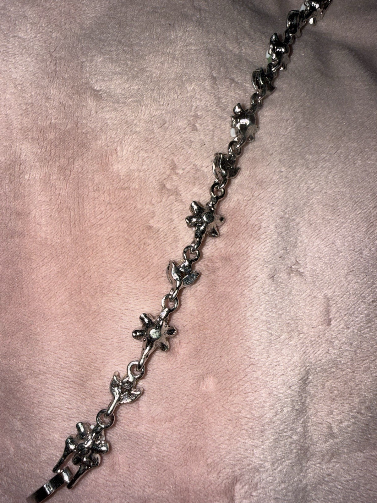 Silver Tone Cable Chain Charm Bracelet Lobster White Rose Clear Glass Dangle