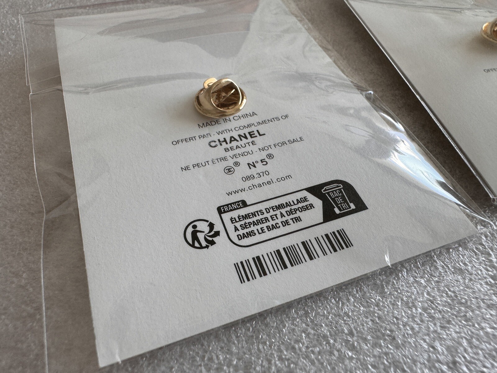 Chanel La Collection Novelty Pin Badge No.5 & Lipstick set. Brand New.