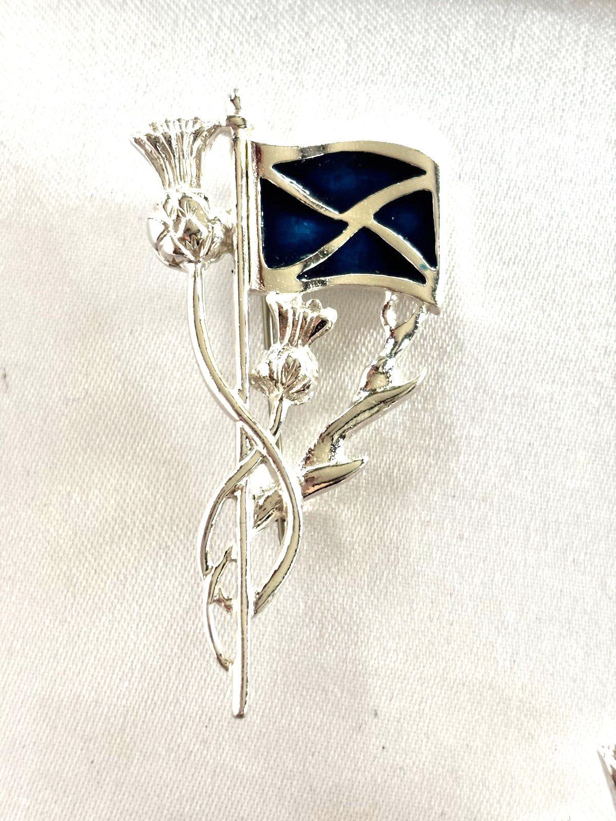 Scottish Silver Tone Blue Enamel Flag Thistle Kilt Pin David Hinwood Design Mint