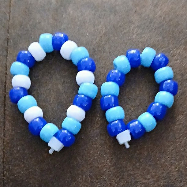 Blue White Round Plastic Beaded Stretch Slip-On Bracelets Set of 2 No Stone