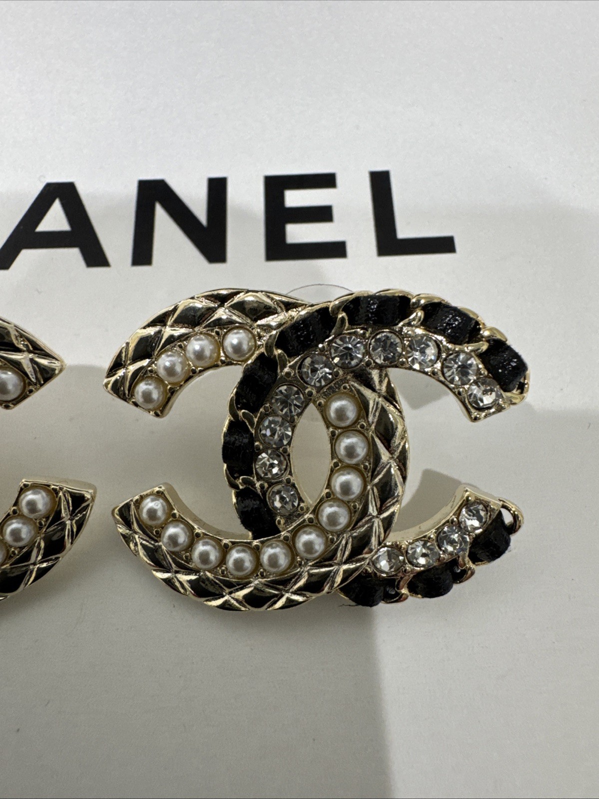 Chanel CC Earrings Gold C25 V Pearls Crystals Leather Woven Made in France AUTH