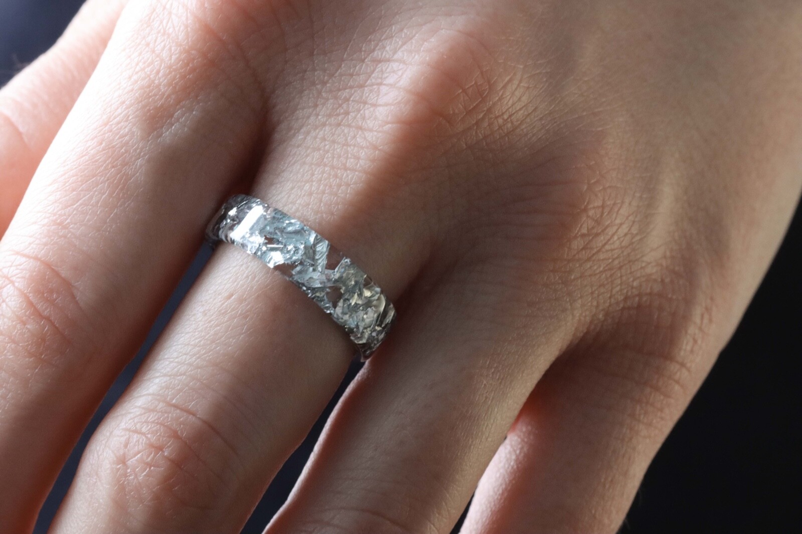 Handmade Resin Ring with Silver Flakes – Unique Gift for Women & Men