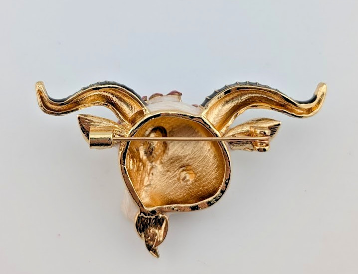KITSCHY BAPHOMET BROOCH weird little bejeweled lamb goat ram aries devil pin N5