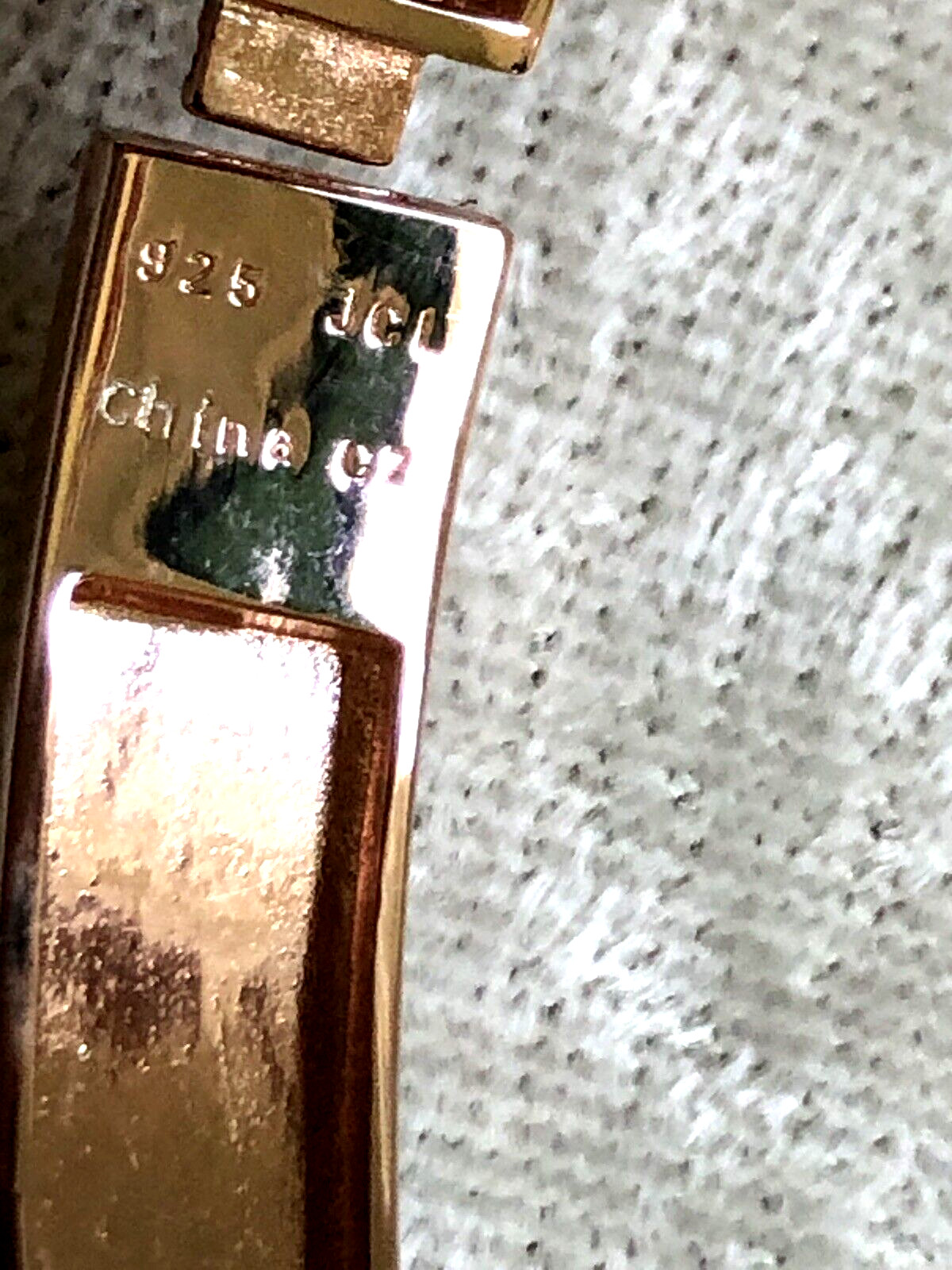 DIAMONIQUE CZ x JENNIFER MILLER HINGED BANGLE 14K GOLD PLATED SS, AVG (M4417-24)
