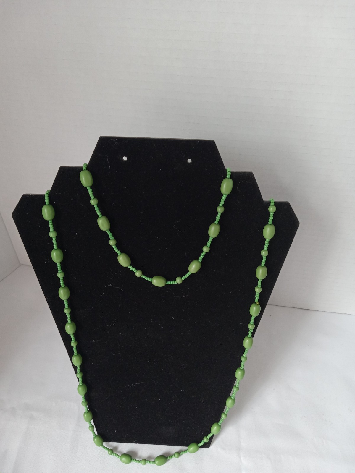 3pc Endless Beaded Neclace Lot Burgundy Blue, and Green.24″ slip on Lightweight