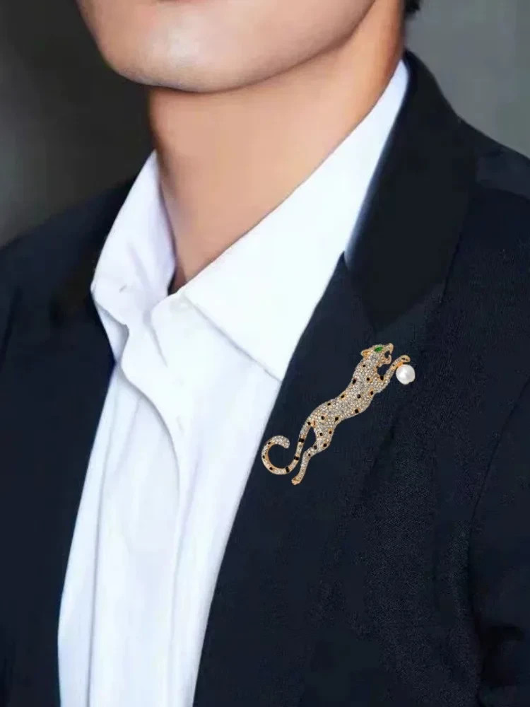 Luxury Leopard Brooch Pin Enamel Animal Jewelry Unisex Women Men Gift Fashion