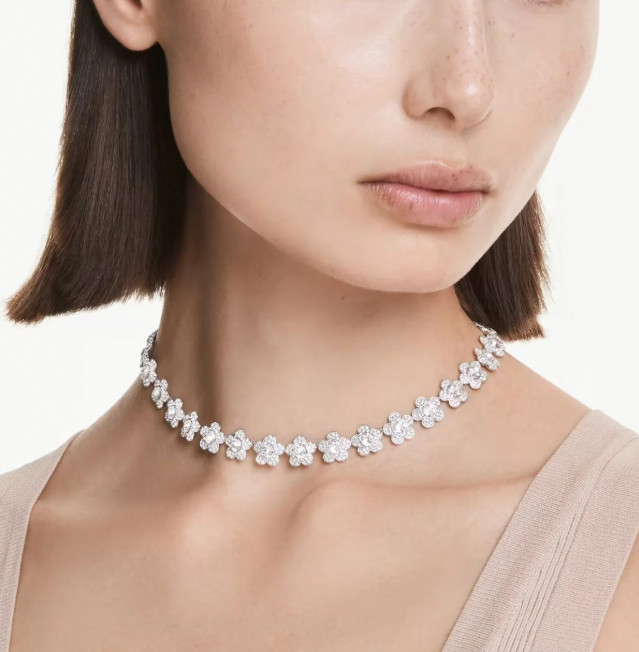 Ariana Grande x Swarovski necklace Round cut, Flower, White, Rhodium plated