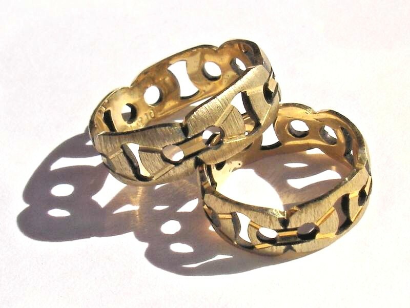 2 Machine Bright cut design Rings Gold Fill Sample -Chain link – sz 11.25 & 6.75