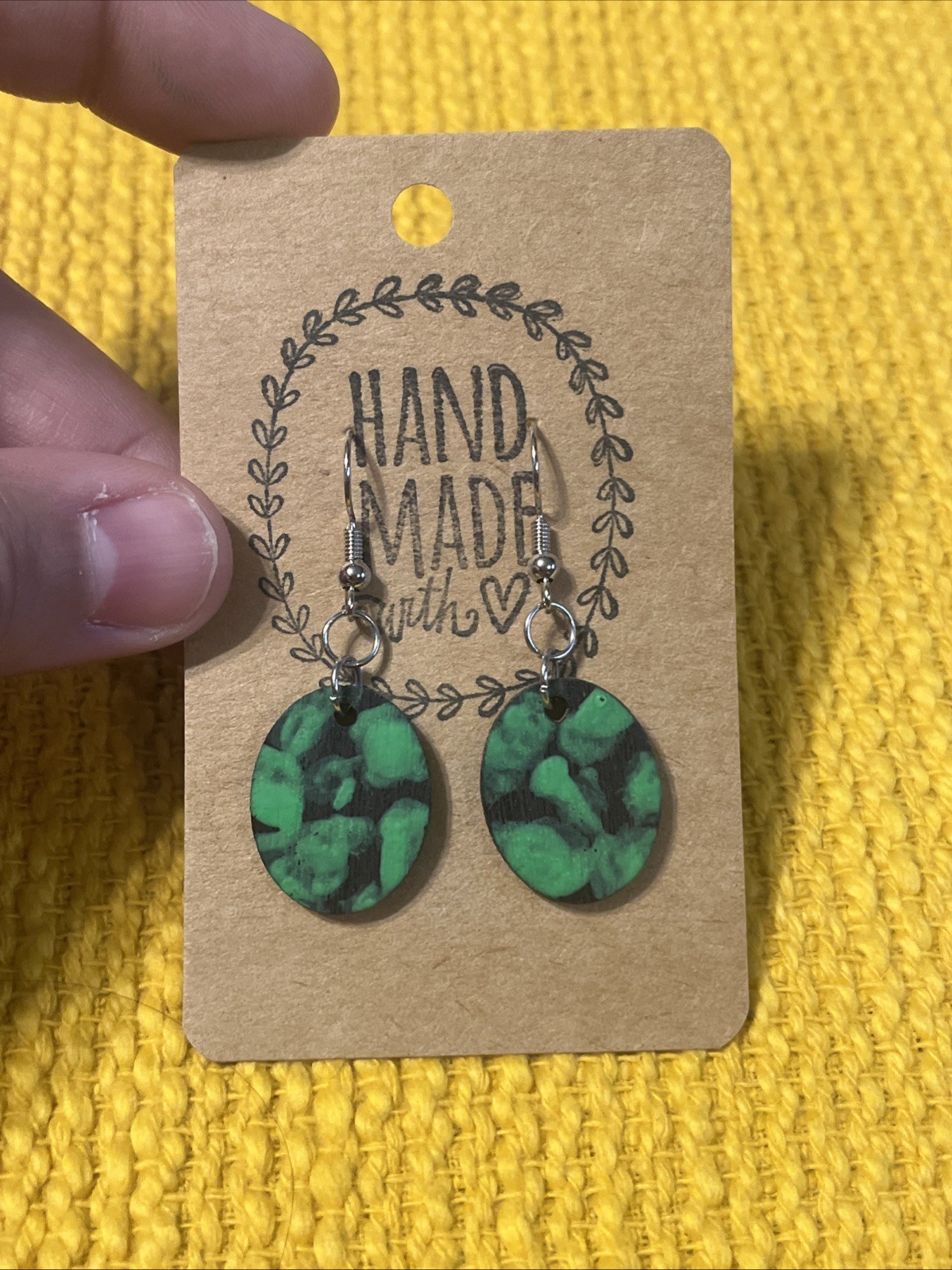 Small Color Pop Earrings NEW Green
