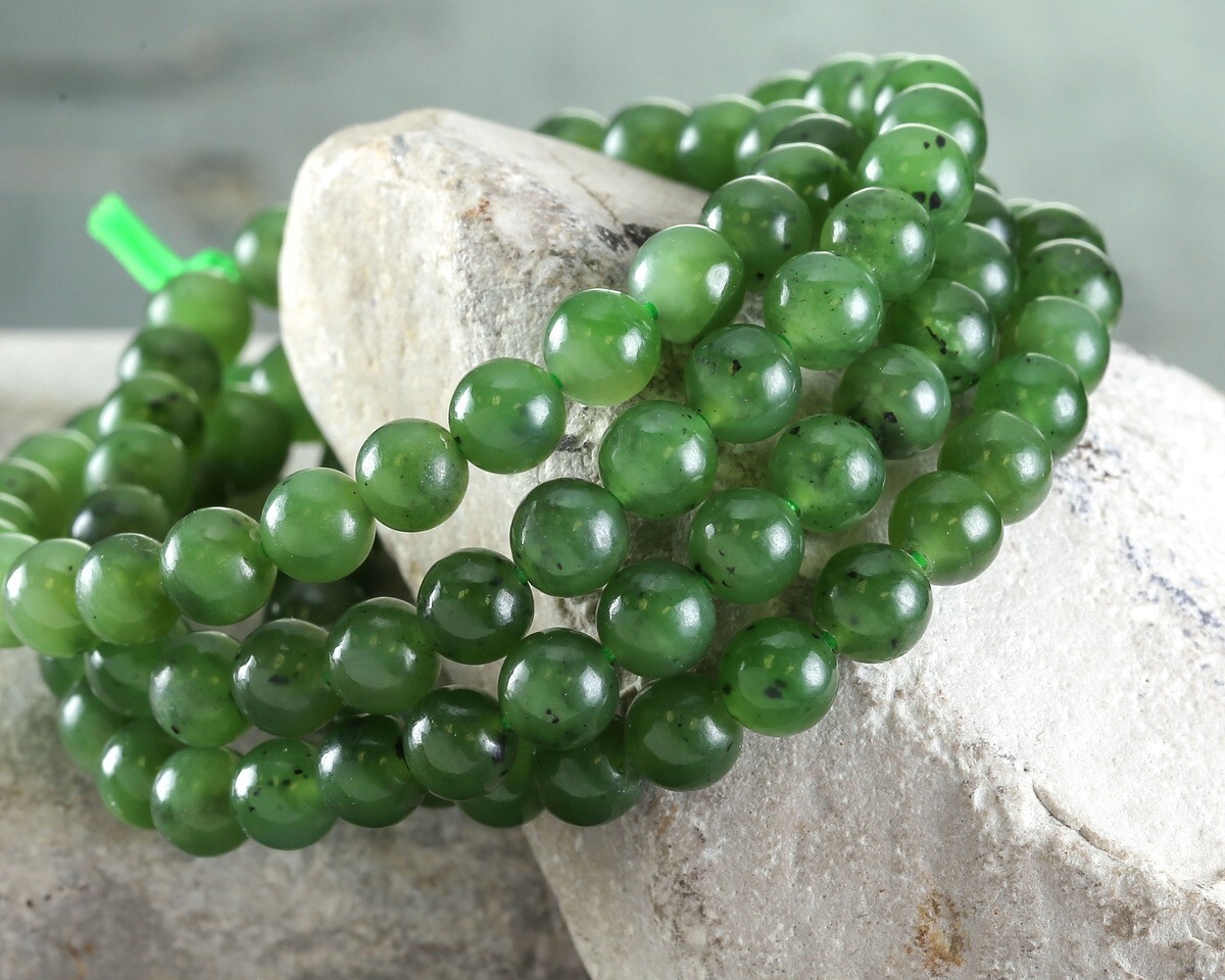 8mm Nephrite Jade Crystal Beaded Bracelet Healing Crystal Reiki Gift Unisex