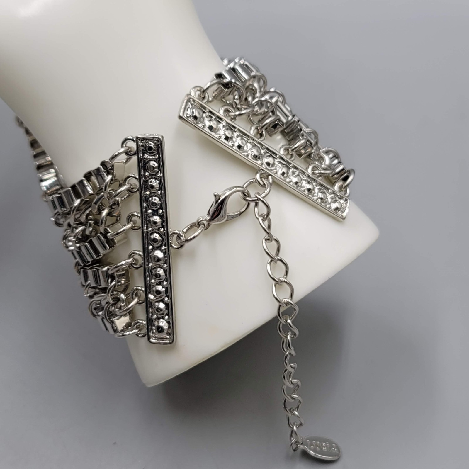 NWT AKIRA CHICAGO Slave Bracelet Silver tone Chain Punk Rock LUCIA Adj NEW