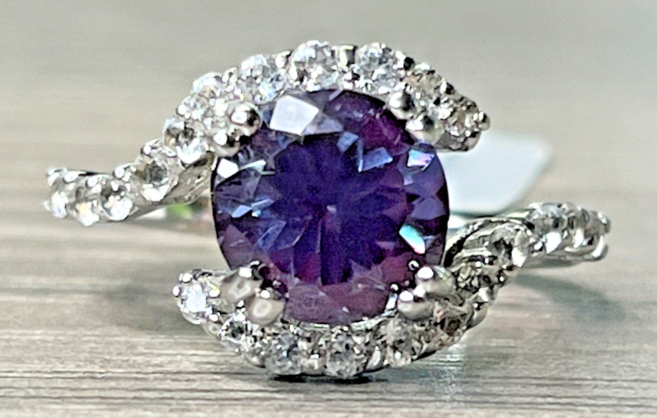 BBJ Sterling 925 Color Changing Alexandrite Sterling 925 Bypass Ring Eye Shaped
