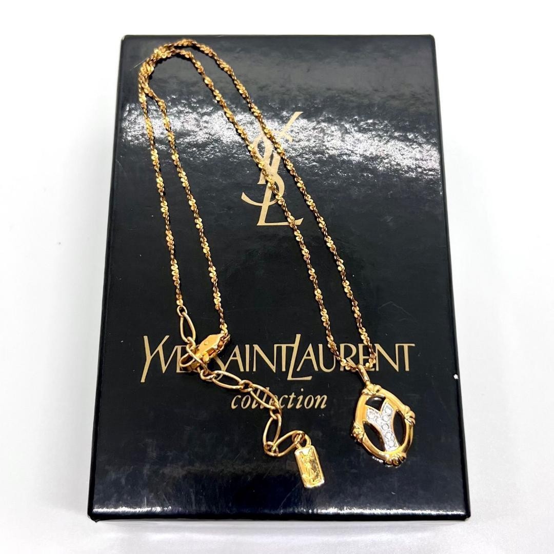 ✨ Yves Saint Laurent Necklace Logo Oval Vintage YSL With Box