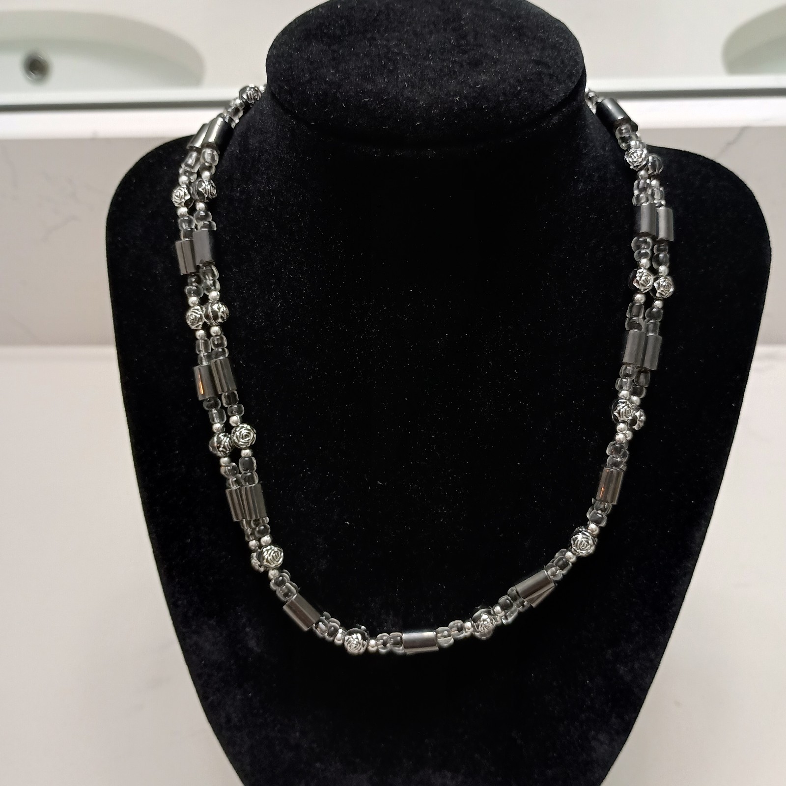 Women’s Black Magnetic Beaded Necklace/Bracelet * 34 Inches Interchangeable