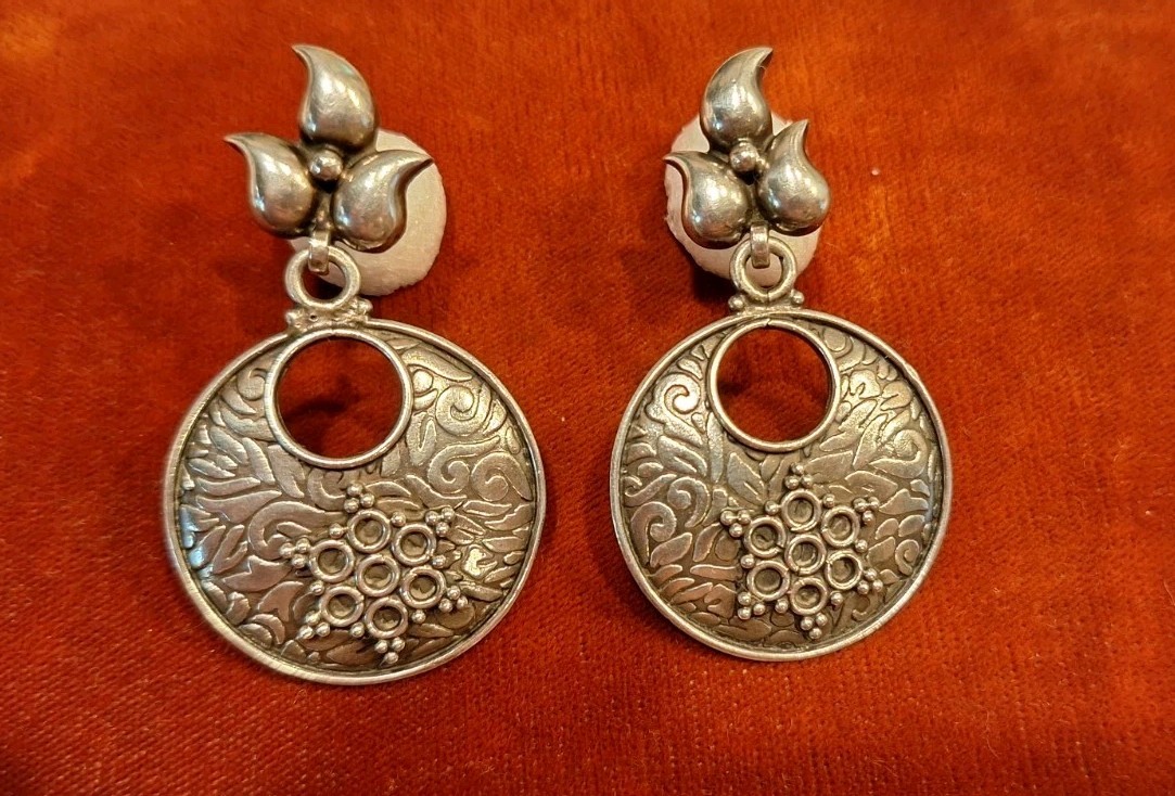 Quality Made Silver Lotus Flower Style Handcrafted Post Earrings – Good Looking